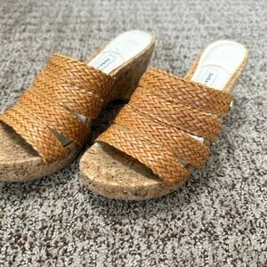 Dana Buchman VGUC Braided Brown Faux Leather Cork Look Wedge Sandals size 7.5